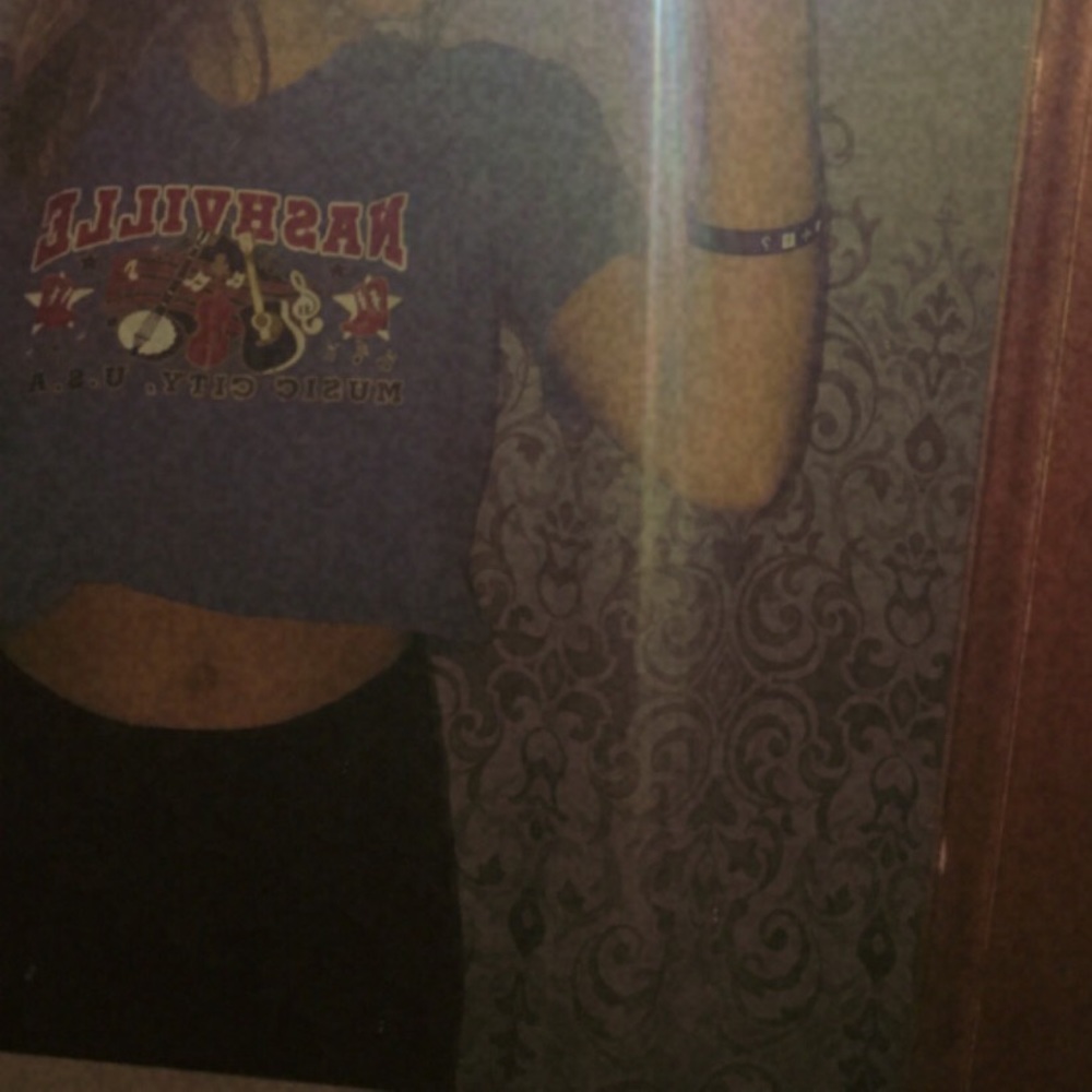 nashville blue high cropped shirt